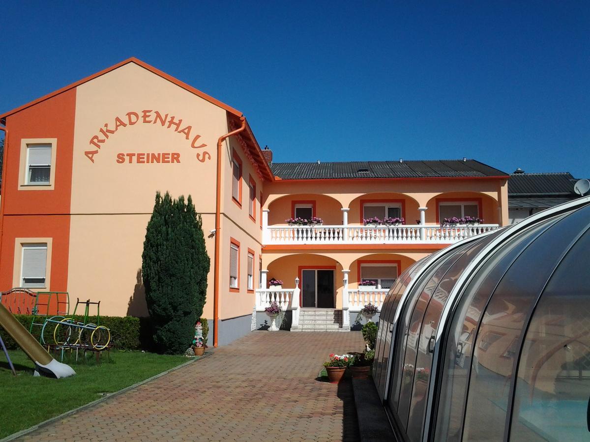 Arkadenhaus Steiner Bed & Breakfast Podersdorf am See Exterior photo